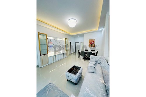 Your Dream Vacation Home in Pattaya Awaits! photo