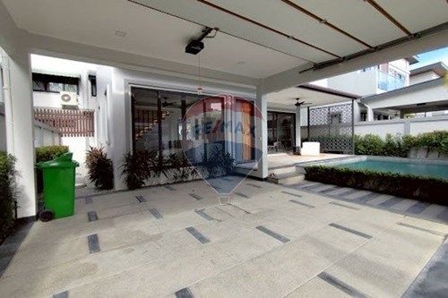 Luxury Villa in Central Pattaya: Ready to Sell! ✨
