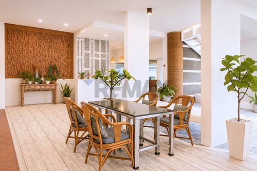 Royal Beach View – Two Bedroom Sea View Suite | ~100 sqm | Pratumnak