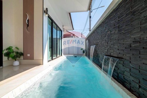 Luxurious New Home in Serene Huai Yai Oasis photo