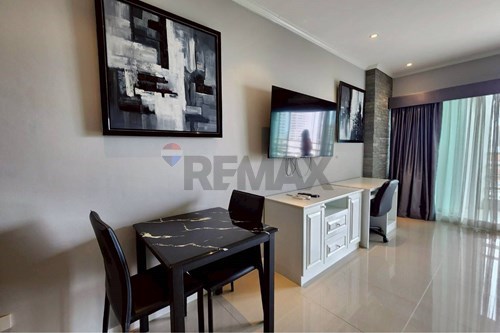 View Talay5D, Jomtien Condo with Stunning Sea Views photo