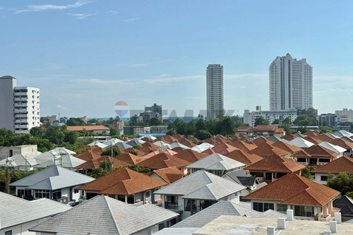 Spacious 2BR Condo in Jomtien for 2.39M THB"‼️ photo