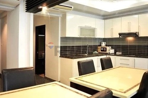 Superb Jomtien Beach Condo with Sea Views photo