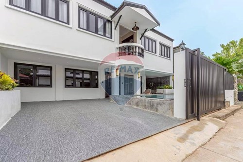 Luxury Villa Rental in Jomtien Beachfront photo
