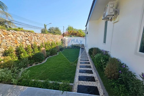 Luxury Villa in Garden Ville 1: Pool & Golf Nearby
