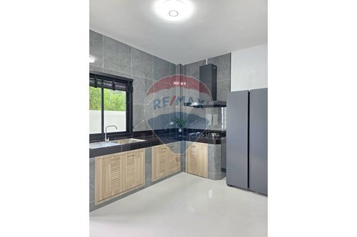 Elegant Home with Pool in Huay Yai - Must See!