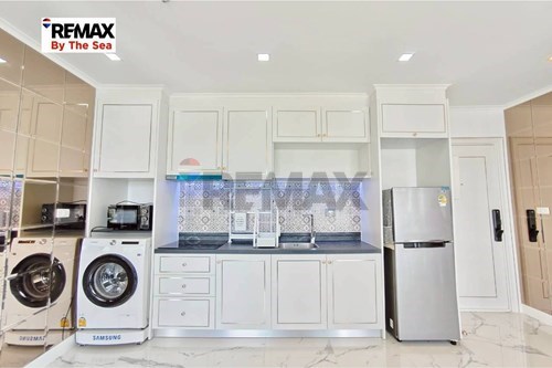 Luxury Sky-High Living: 2-Bed on 20th Floor photo