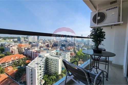 Own a Modern Condo in Pattaya's Heart photo