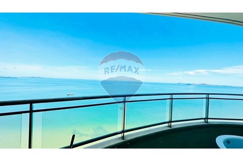 Luxury Condo Pattaya photo