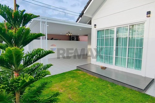 Charming 3BR Home in Vibrant Chonburi-Pattaya
