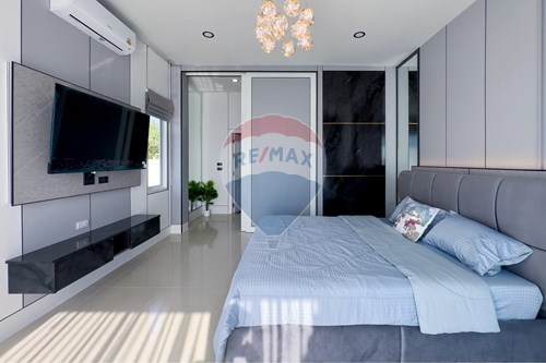 Luxury Villa in Garden Ville 1: Pool & Golf Nearby