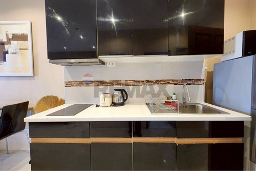 Prime Jomtien Condo: 1BR, 8th Floor, Foreign Quota