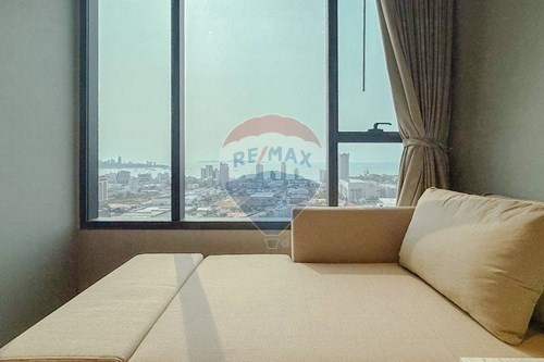 Condo with Sea & City Views in Pattaya photo