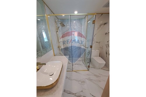 Luxury Condo with Sea Views on Jomtien Beach photo