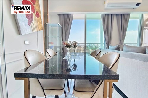 Luxury Sky-High Living: 2-Bed on 20th Floor photo