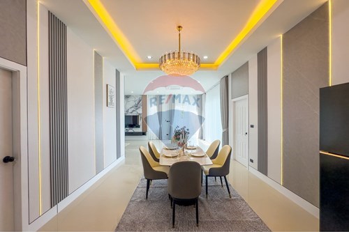 Luxury Villa in Garden Ville 1: Pool & Golf Nearby photo