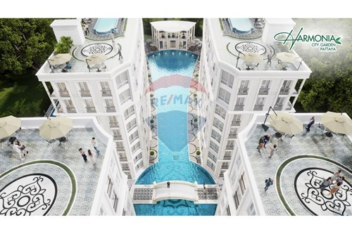Luxurious 1-Bedroom Condo in Pattaya's Heart photo