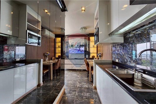 Pet friendly, Stunning Sea View Condo. photo