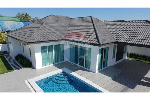 Luxury Villa in Garden Ville 1: Pool & Golf Nearby photo