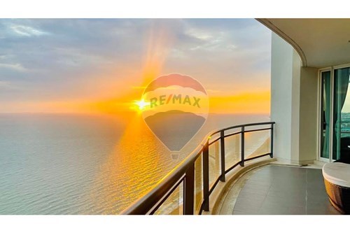 Luxury Condo Pattaya photo