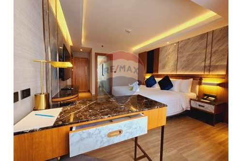 Condo Pattaya for Investment photo