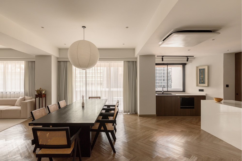 For Sale Condo/Apartment at Sukhumvit - Soi 8 - Newton Tower Khlong Toei, Bangkok, Central, 20500000 THB, 3 Bedrooms, Newton Tower, Bangkok