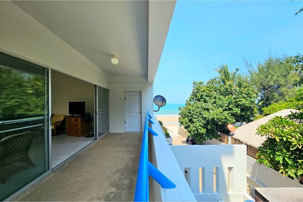For Sale Condo/Apartment at Hua Hin, Prachuap Khiri Khan, 9400000 THB, 2 Bedrooms, Prachuap Khiri Khan