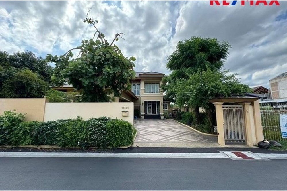 For Sale Single House at Sathon, Bangkok, 31500000 THB, 6 Bedrooms, Bangkok