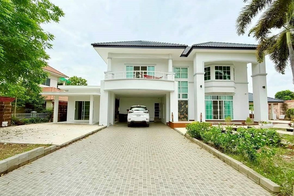 For Sale Two Level House at Ban Waen Hang Dong, Chiang Mai, 16800000 THB, 5 Bedrooms, Ban Waen, Chiang Mai