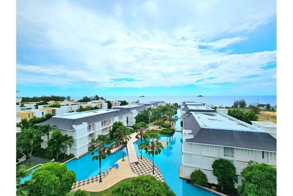 For Sale Luxury Condo at Hua Hin, Prachuap Khiri Khan, 22500000 THB, 3 Bedrooms, Prachuap Khiri Khan