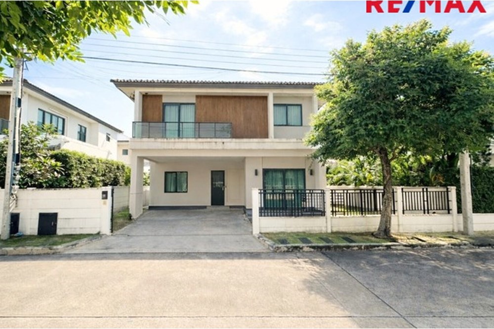 For Sale Single House at Khlong Sam Wa, Bangkok, 6490000 THB, 4 Bedrooms, Bangkok