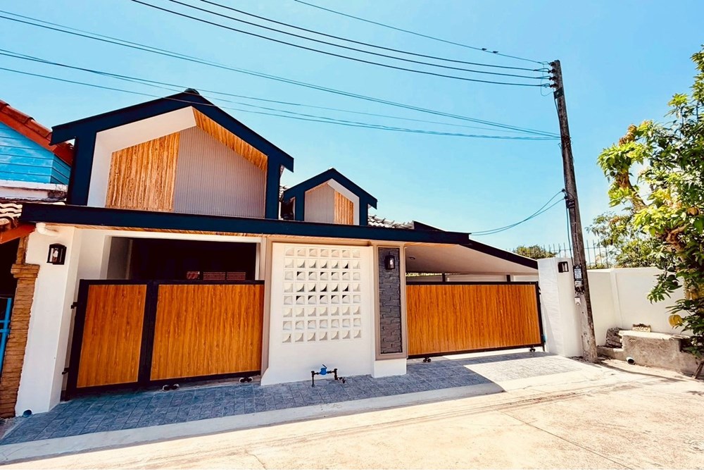For Sale Two Level House at Mueang Phuket, Phuket, 4890000 THB, 4 Bedrooms, Phuket