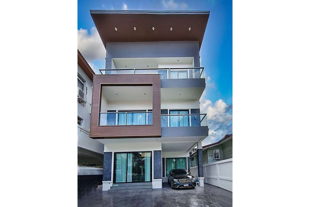 For Sale Single House at Sukhumvit - Soi 65 - Watthana, Bangkok, Central, 40000000 THB, 4 Bedrooms, Bangkok