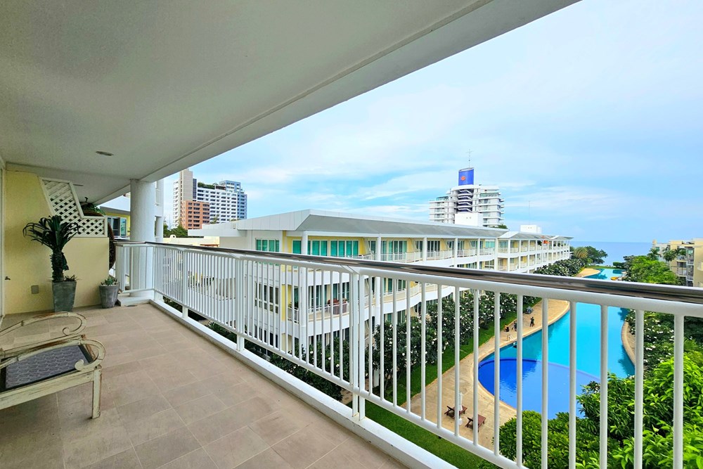 For Sale Condo/Apartment at Hua Hin, Prachuap Khiri Khan, 18000000 THB, 2 Bedrooms, Prachuap Khiri Khan