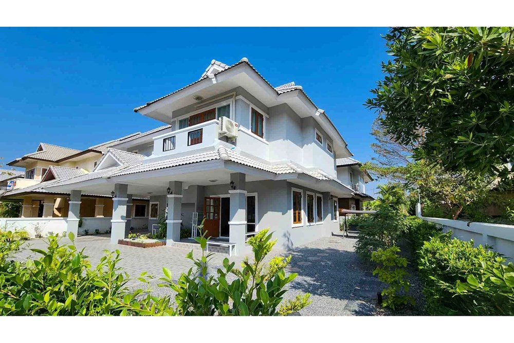 For Sale Two Level House at Pa Daet Mueang Chiang Mai, Chiang Mai, 8900000 THB, 4 Bedrooms, Pa Daet, Chiang Mai