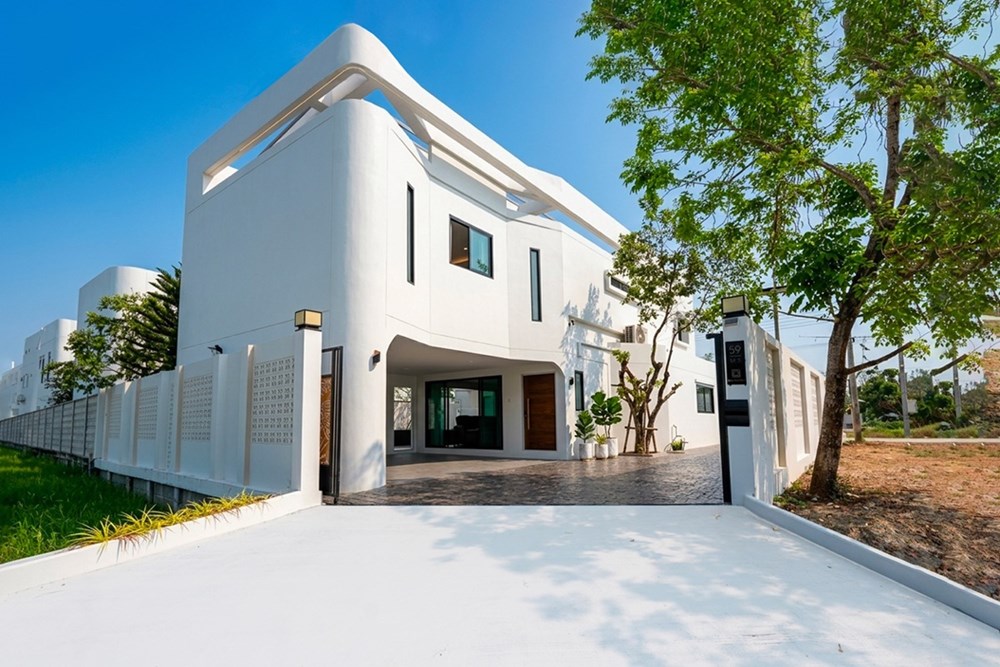 For Sale Villa at San Phak Wan Hang Dong, Chiang Mai, 8399000 THB, 4 Bedrooms, San Phak Wan, Chiang Mai