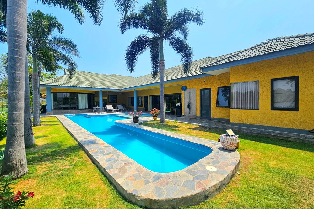 For Sale Villa at Hua Hin, Prachuap Khiri Khan, 9500000 THB, 3 Bedrooms, Prachuap Khiri Khan