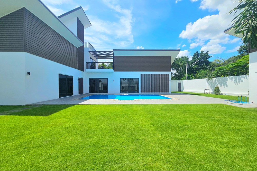 For Sale Villa at Hua Hin, Prachuap Khiri Khan, 15500000 THB, 3 Bedrooms, Prachuap Khiri Khan