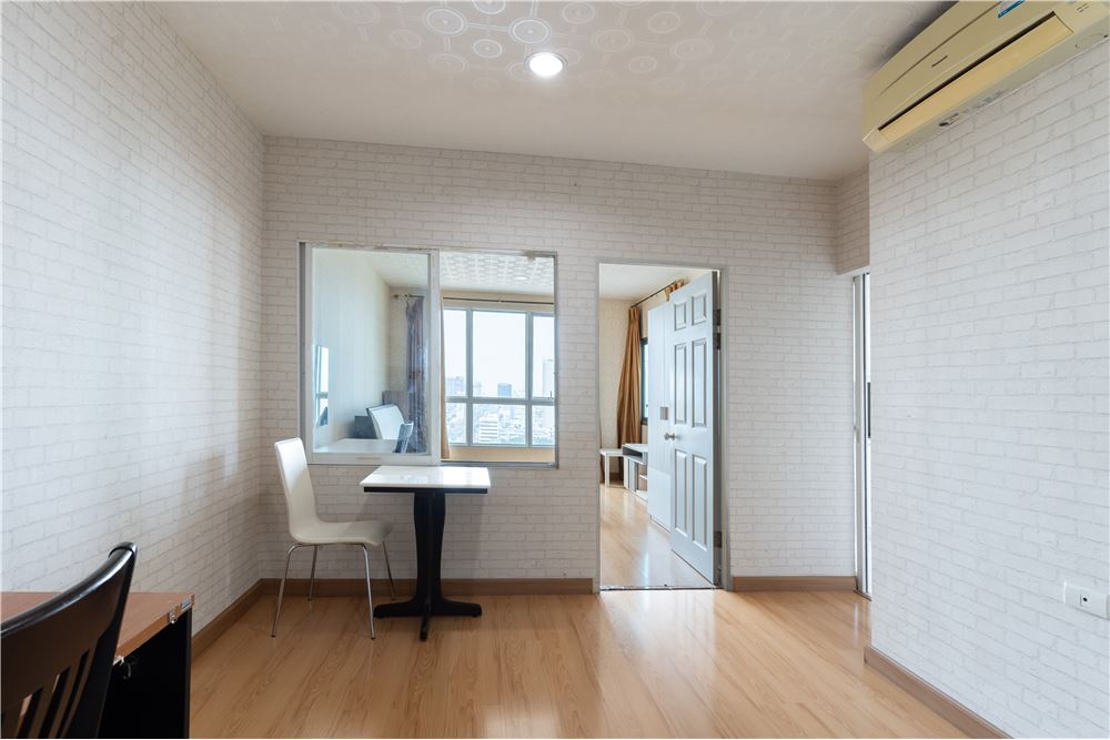 For Sale Condo/Apartment at Ratchadaphisek Life @ Ratchada - Suthisan Huai Khwang, Bangkok, Central, 3400000 THB, 1 Bedrooms, Life @ Ratchada - Suthisan, Bangkok