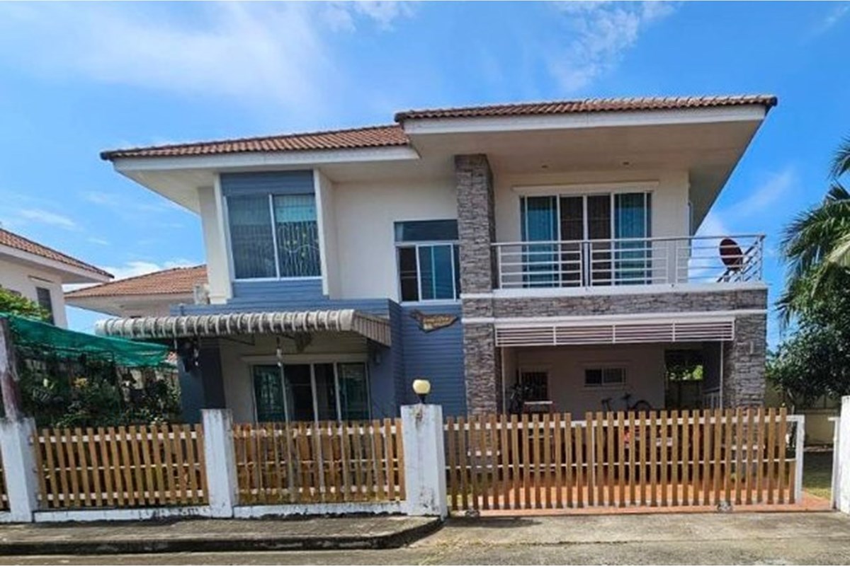 For Sale Two Level House at Nong Chom San Sai, Chiang Mai, North, 4300000 THB, 3 Bedrooms, Nong Chom, Chiang Mai