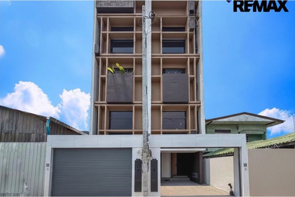 For Sale Townhouse at Lat Phrao, Bangkok, 10900000 THB, 3 Bedrooms, Bangkok