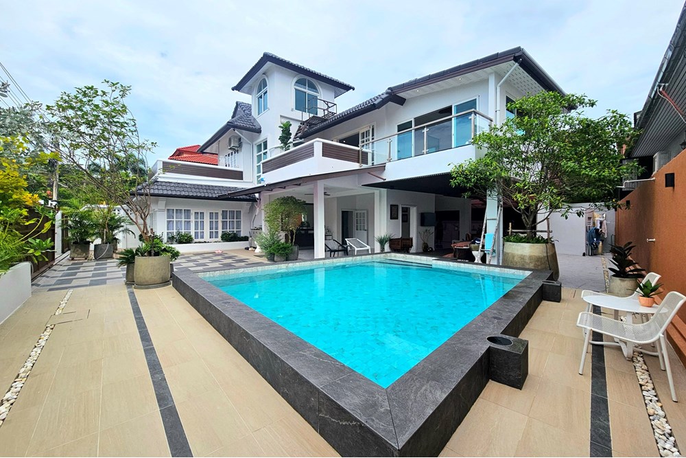 For Sale Villa at Nong Kae Hua Hin, Prachuap Khiri Khan, 23000000 THB, 5 Bedrooms, Nong Kae, Prachuap Khiri Khan
