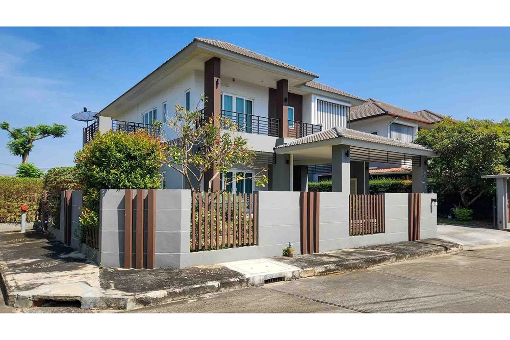 For Sale Two Level House at Nam Phrae Hang Dong, Chiang Mai, 9900000 THB, 4 Bedrooms, Nam Phrae, Chiang Mai