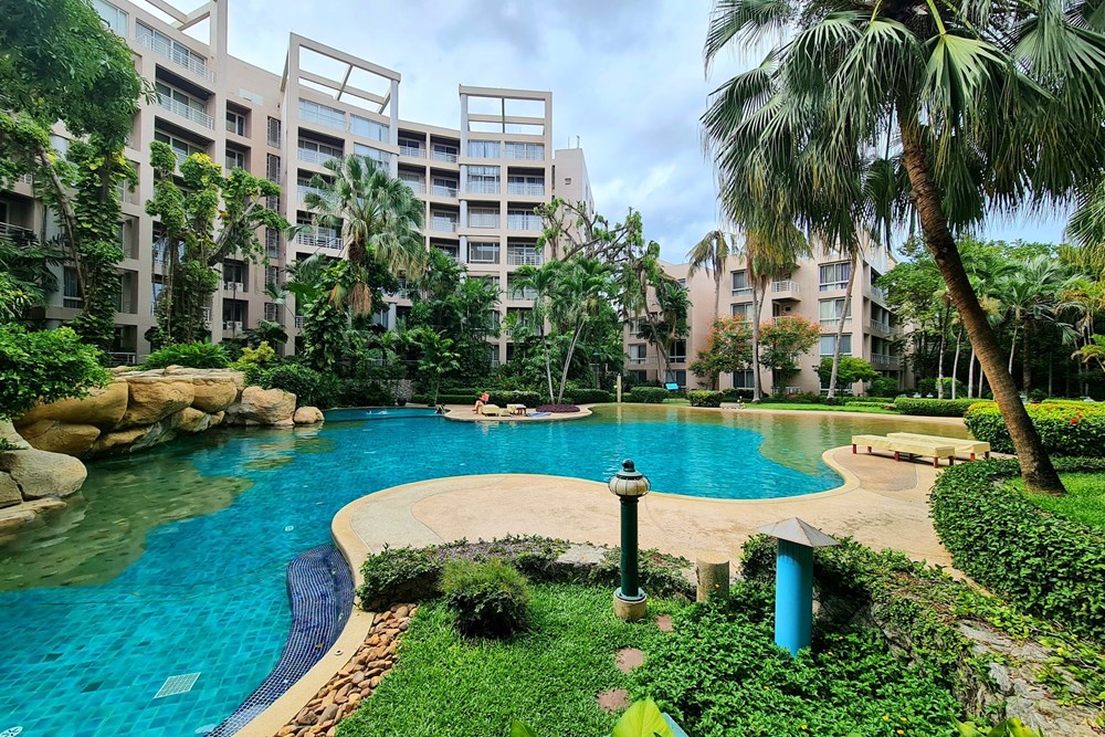 For Sale Condo/Apartment at Hua Hin, Prachuap Khiri Khan, 9500000 THB, 2 Bedrooms, Prachuap Khiri Khan
