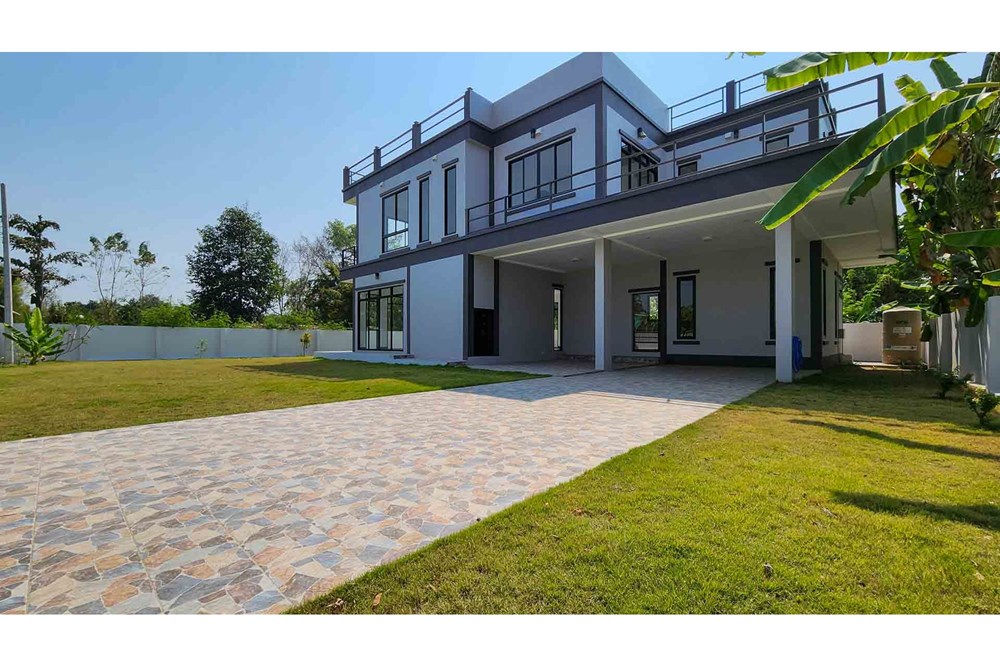 For Sale Two Level House at Nong Yaeng San Sai, Chiang Mai, 5899000 THB, 5 Bedrooms, Nong Yaeng, Chiang Mai