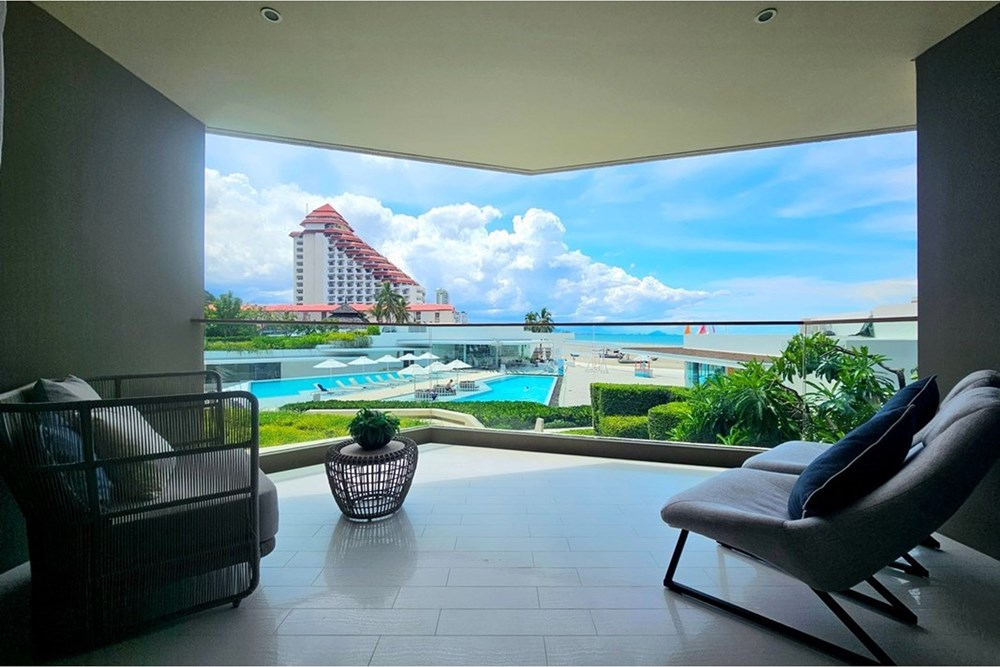 For Sale Condo/Apartment at Hua Hin, Prachuap Khiri Khan, 40000000 THB, 3 Bedrooms, Prachuap Khiri Khan
