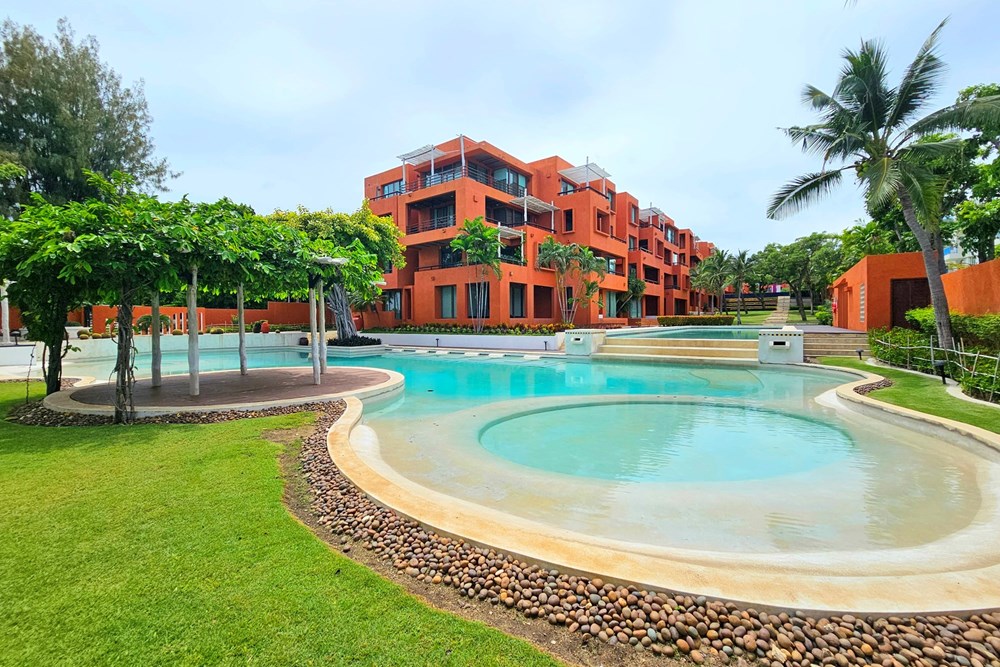 For Sale Condo/Apartment at Hua Hin, Prachuap Khiri Khan, 6900000 THB, 2 Bedrooms, Prachuap Khiri Khan