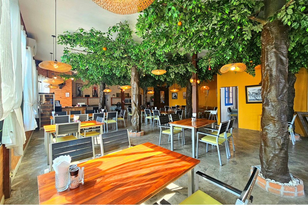For Sale Restaurant at Nong Kae Hua Hin, Prachuap Khiri Khan, 2300000 THB, Bedrooms, Nong Kae, Prachuap Khiri Khan
