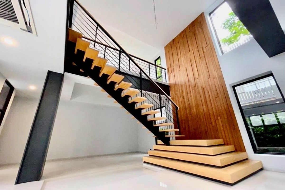 For Sale Single House at Phra Khanong, Bangkok, 49000000 THB, 5 Bedrooms, Bangkok