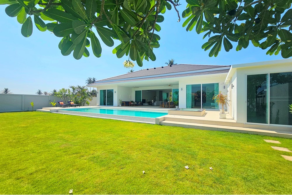 For Sale Villa at Thap Tai Hua Hin, Prachuap Khiri Khan, 18900000 THB, 4 Bedrooms, Thap Tai, Prachuap Khiri Khan
